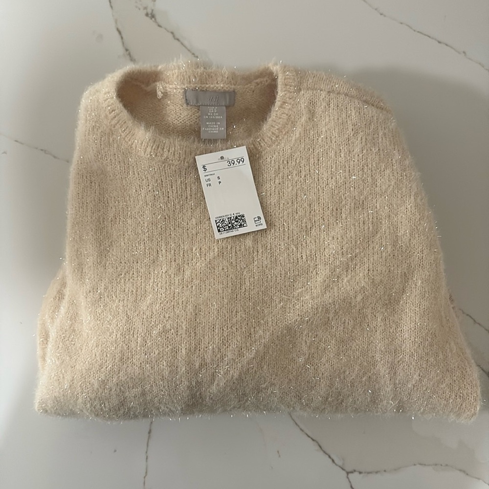 H & M Ladies Cream Sparkle Knit Sweater- Size S- NWT